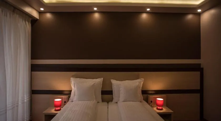 Homorod Hotel - Image 1