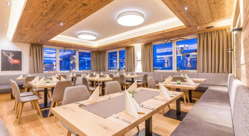 OFENTÜRL alpine living - Image 1