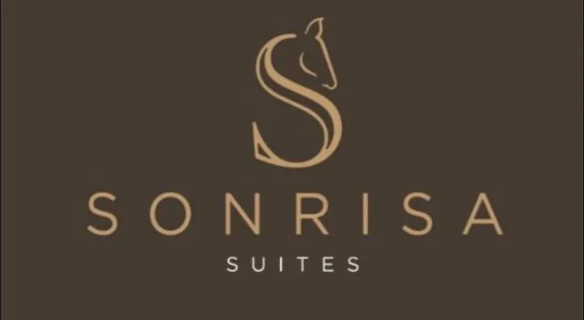 Sonrisa Suites - Image 1