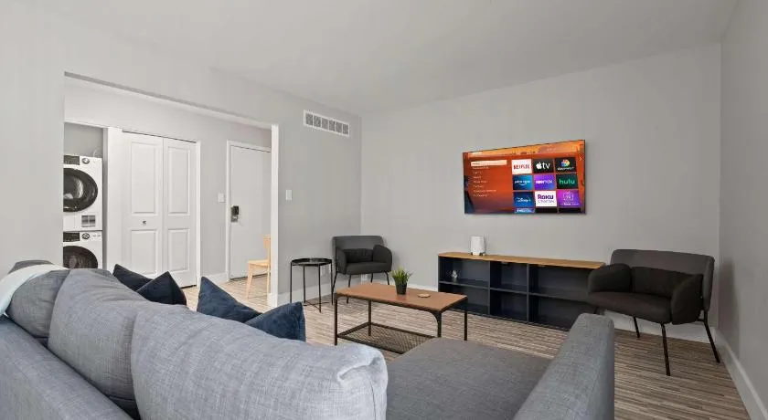 Peaceful Rochester Escape Perfect for Families - Image 1
