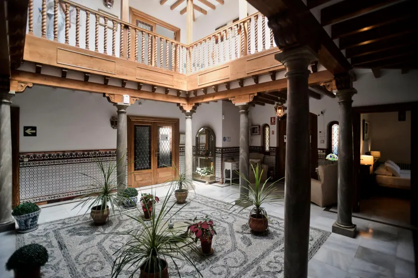 Hotel La Zubia - Image 1