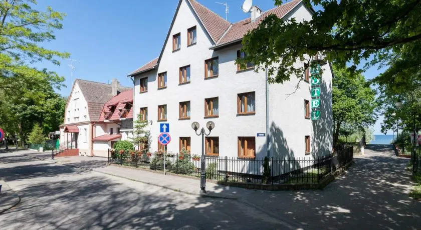 Ośrodek Wypoczynkowy AS PIK dawniej Hotel AS PIK - Image 1
