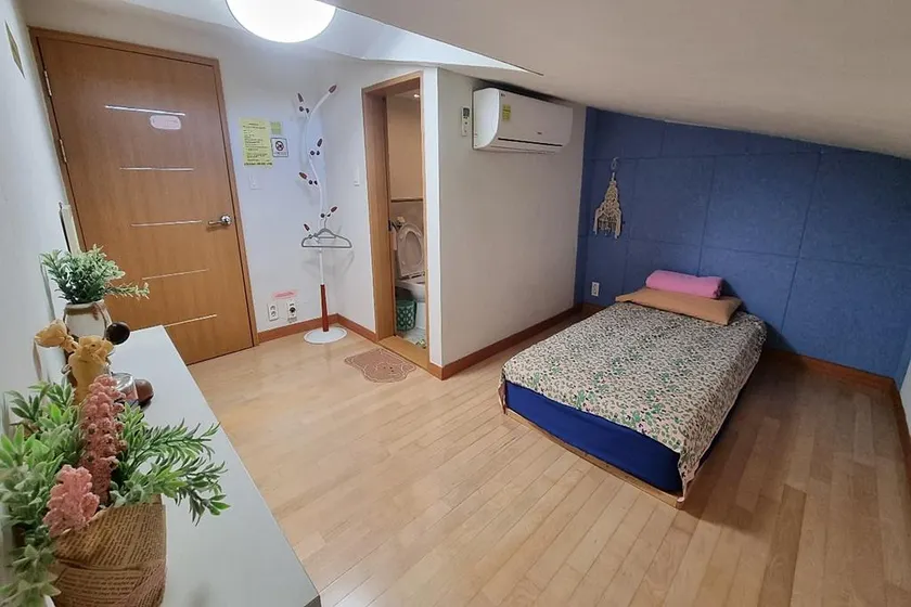 Tongyeong One Guesthouse - Image 1