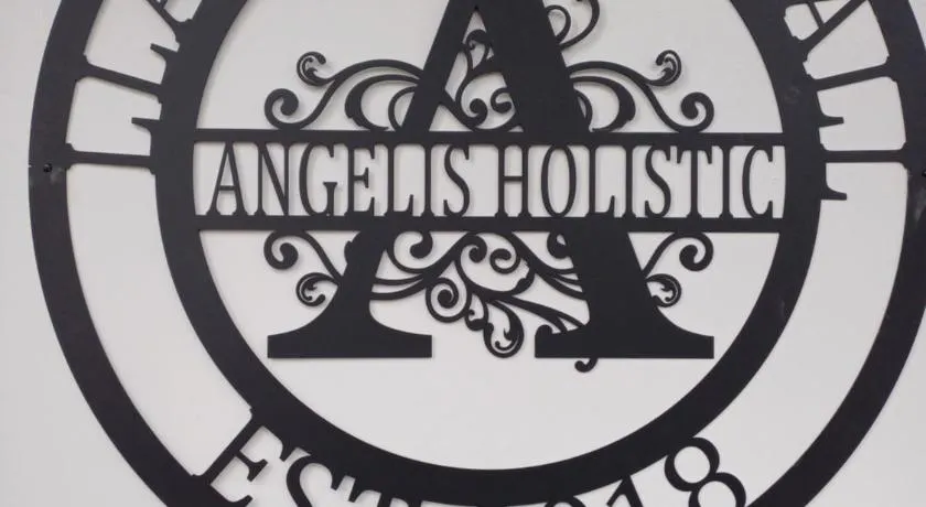 Llanwrtyd Hall B&B Angelis Holistic Retreat - Image 1