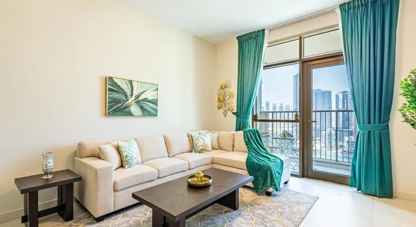 Full Mangrove Views - 5 min walk to Beach, Reem Park and Shams Boutik Mall - Modern Building - High Floor - Image 1