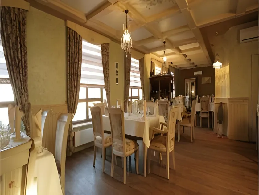 Hotel Podlasie - Image 1