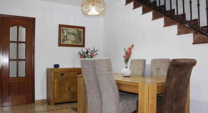 Casa Esmeralda by CasaTuristica - Image 1