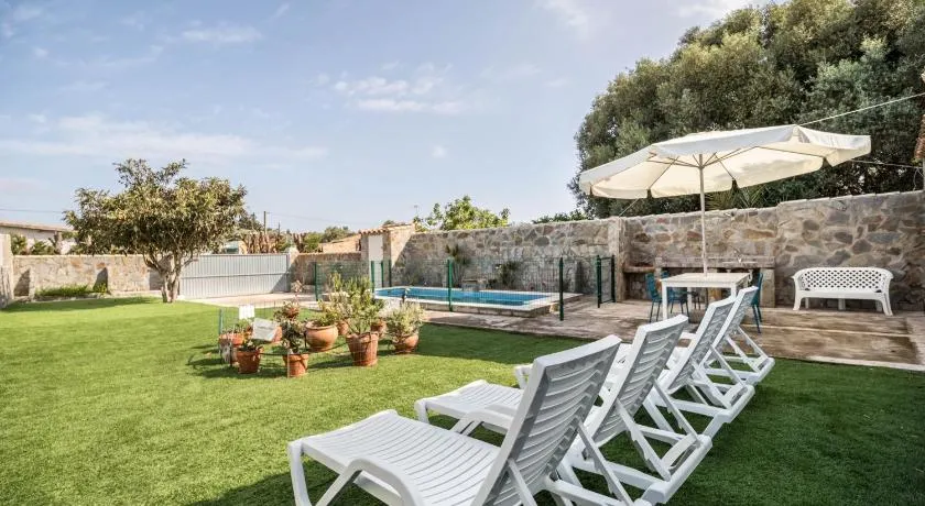 Maison de vacances 'La Casita Azul' avec piscine privée, Wi-Fi et climatisation - Image 1