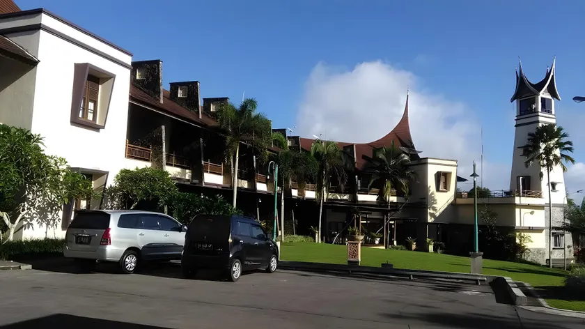 Campago Resort Hotel - Image 1