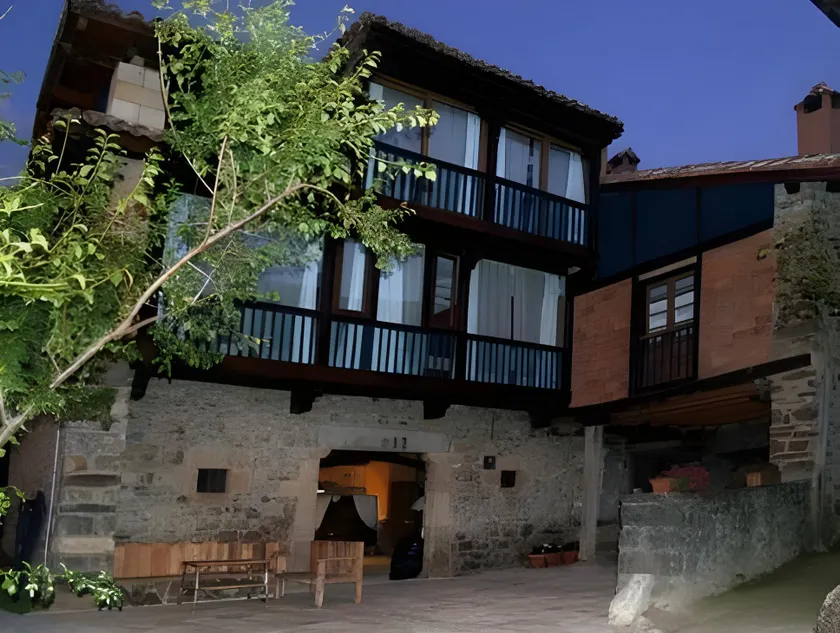Apartamentos Alquitara - Image 1