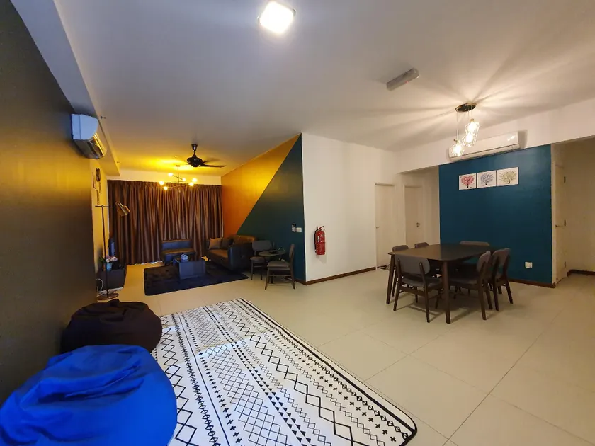 The Landmark by Katana 4BR Luxury Seaview Homestay Gurney无敌海景四房套房 - Image 1