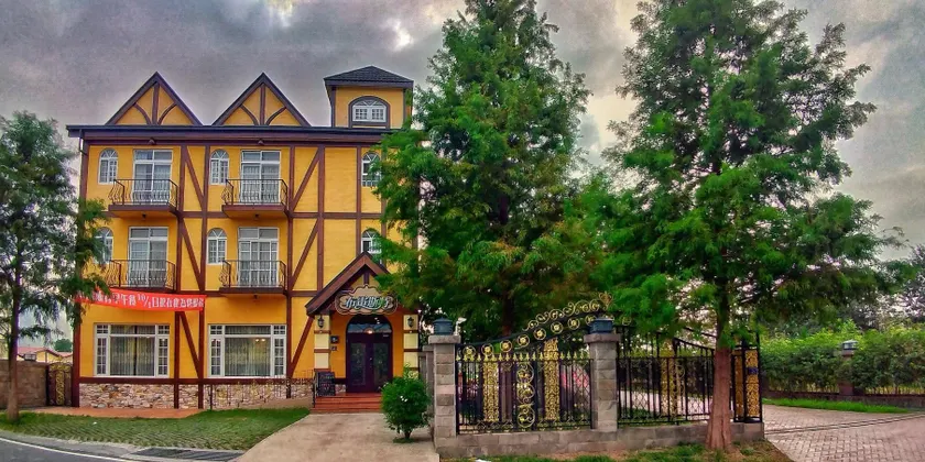 Brest Bed & Breakfast - Image 1