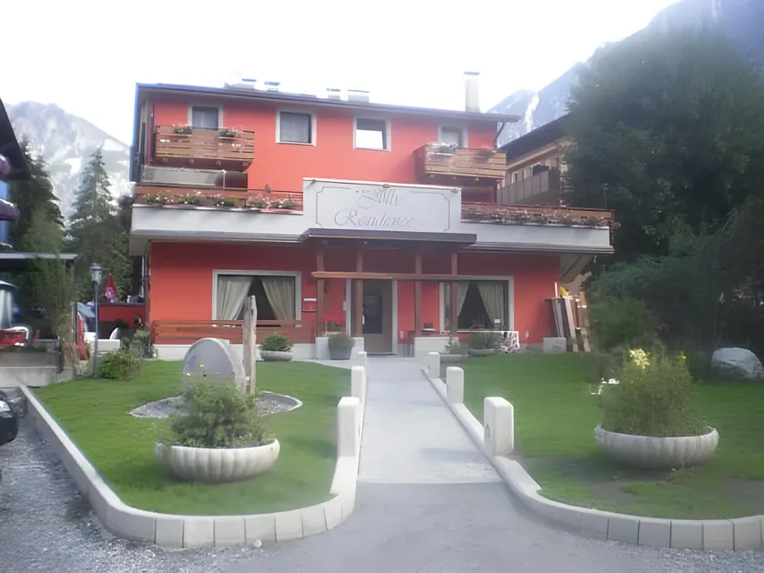 Alpine Dream Apartments - Image 1