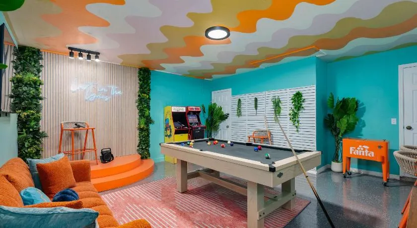 5 Mi to Beach Game Room with Karaoke Grill - Image 1