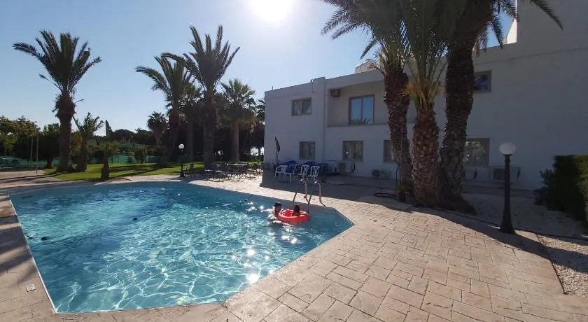 Argaka Palm Tree Apts - Image 1
