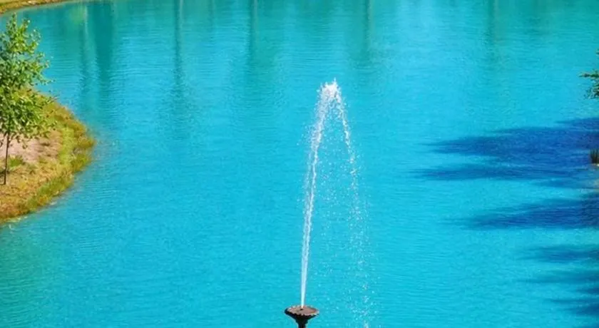 Desert Lakeside Resort - Image 1
