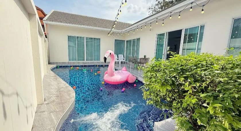 Buddy pool villa - Image 1