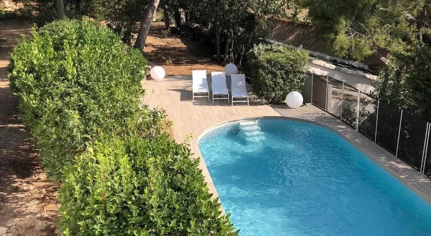 VILLA des Rêves, Superbe Vue Mer et Port, Proche Centre, Piscine, Climatisation - Image 1
