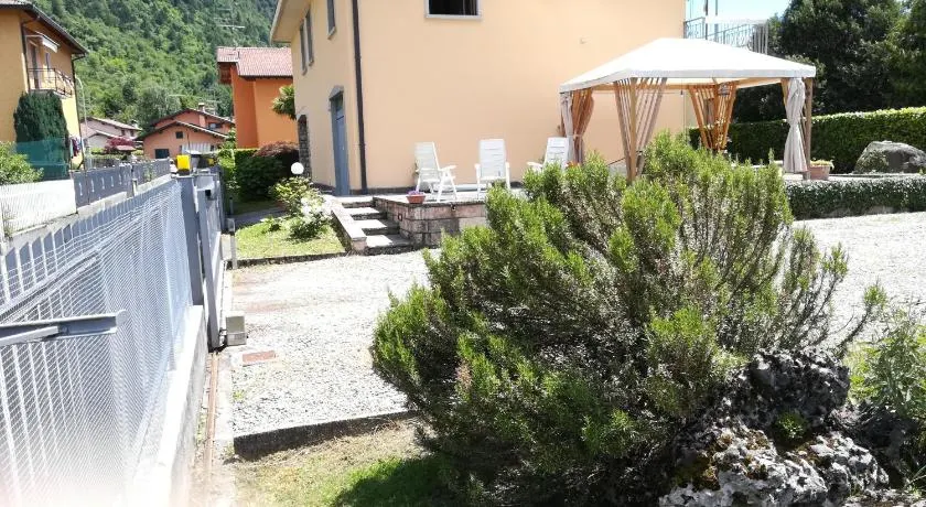 LA MOIA - Image 1