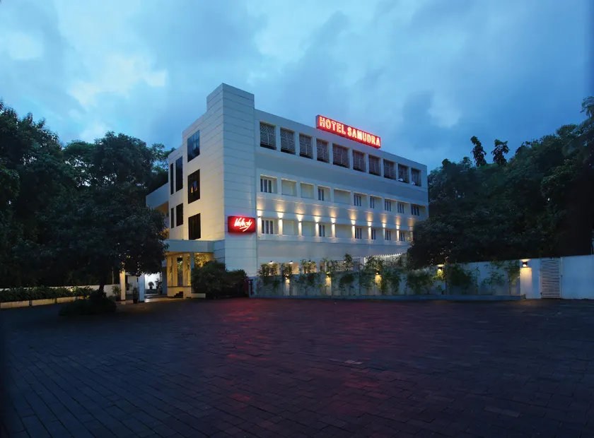 Hotel Samudra Sreekandapuram - Image 1