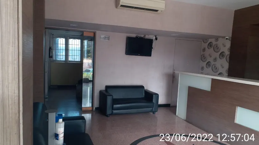 Hotel Shiva Grand - Image 1