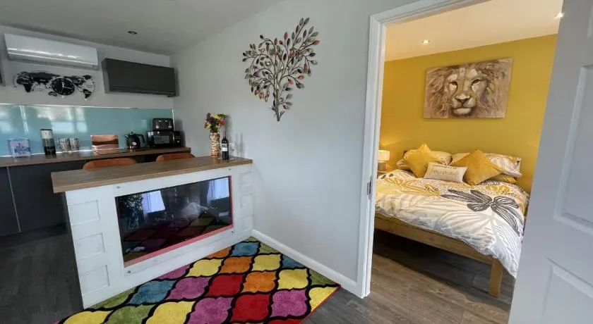 Orchard Cottage. - Image 1