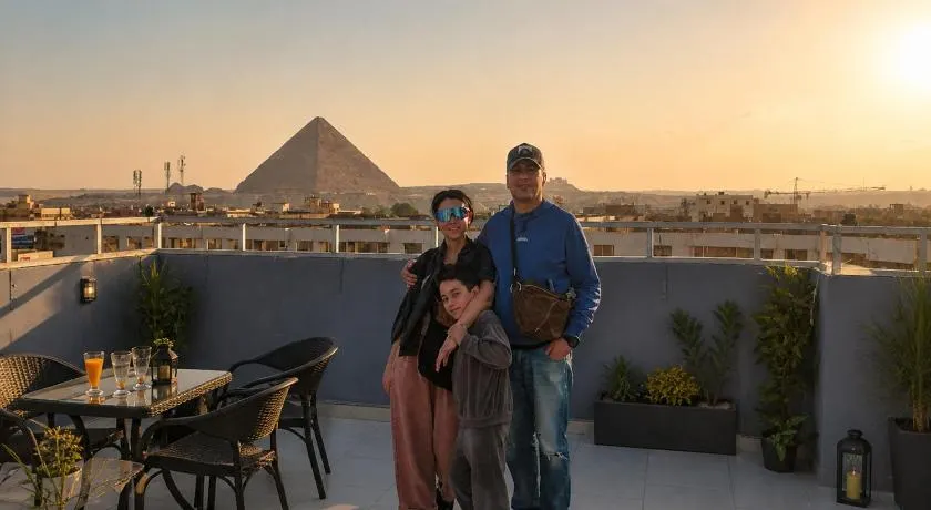 fenix pyramids view - Image 1