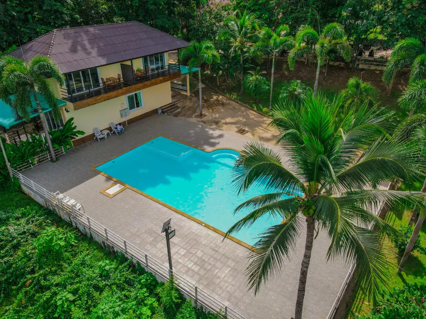 Pechmaneekan Beach Resort - Image 1