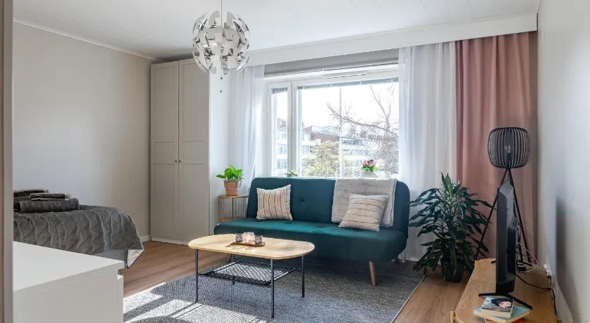 Apartments near Downtown & Sports Center with Free Parking - Image 1
