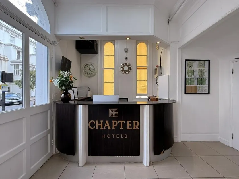 Whiteleys Hotel - Image 1