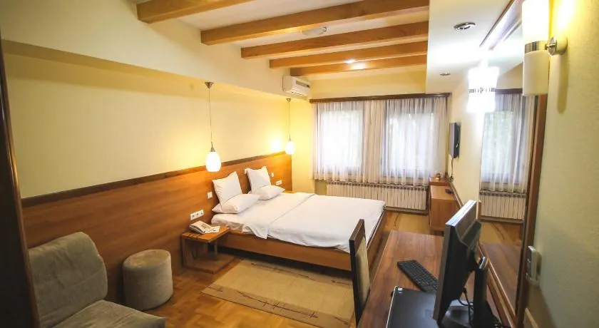 Hotel Vila Vrbas - Image 1