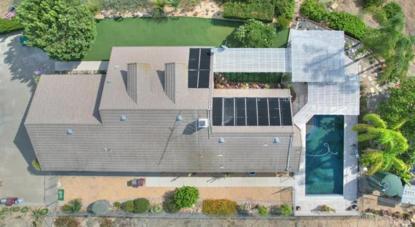Temecula Valley Private Estate Panoramic Mountain & Pool Views - Image 1