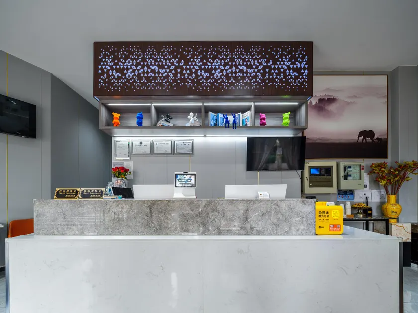 Orient Rose International Hotel - Image 1
