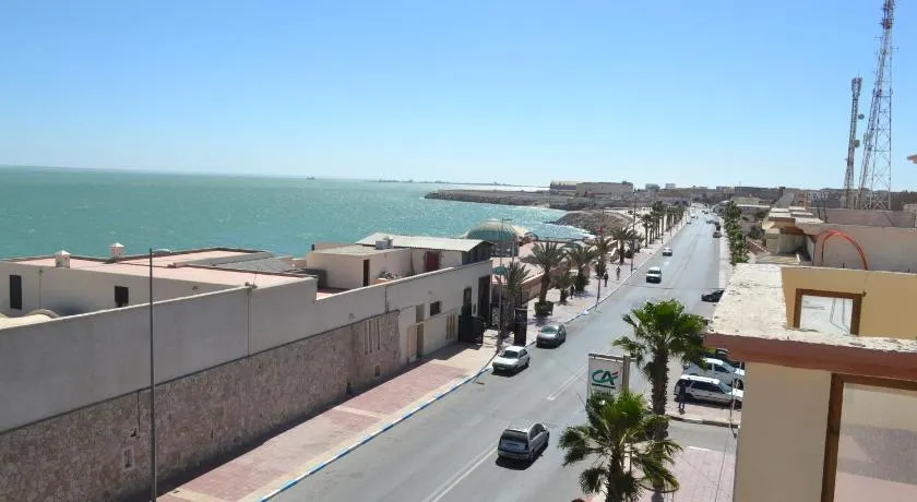 Inyan Dakhla Hotel - Image 1