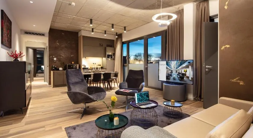 Golden Ball, Exclusive Serviced Apartments Munich - Image 1
