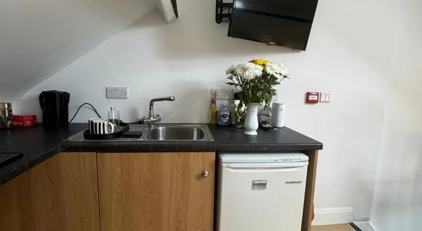 Top Floor - Image 1