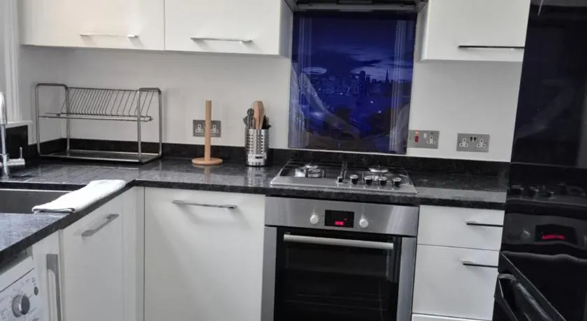 Wonderful flat close to the iconic Camden Market - Image 1