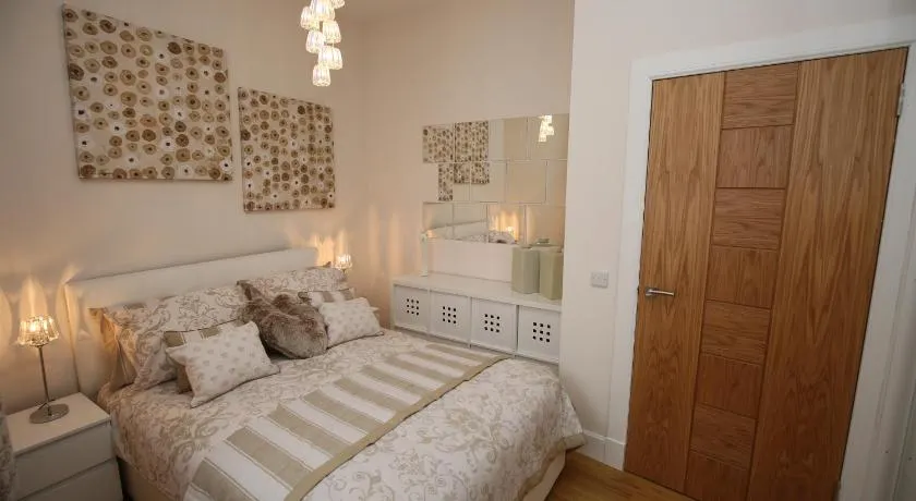 Edinburgh Pearl Apartments - Dalry House Residence - Image 1