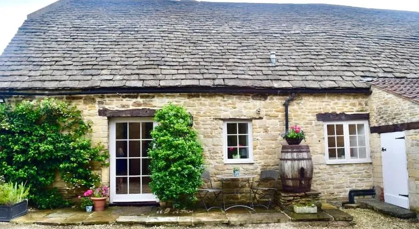 Stunning stone cottage on Bath's doorstep - Image 1