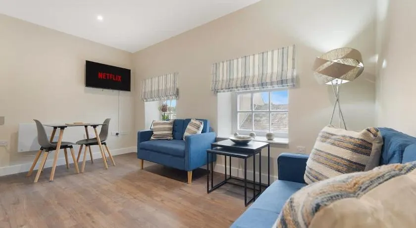 Flat3 1BR in Horsemarket - Image 1