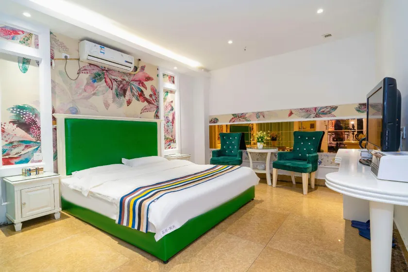 impression residence hotel century square branch - Image 1