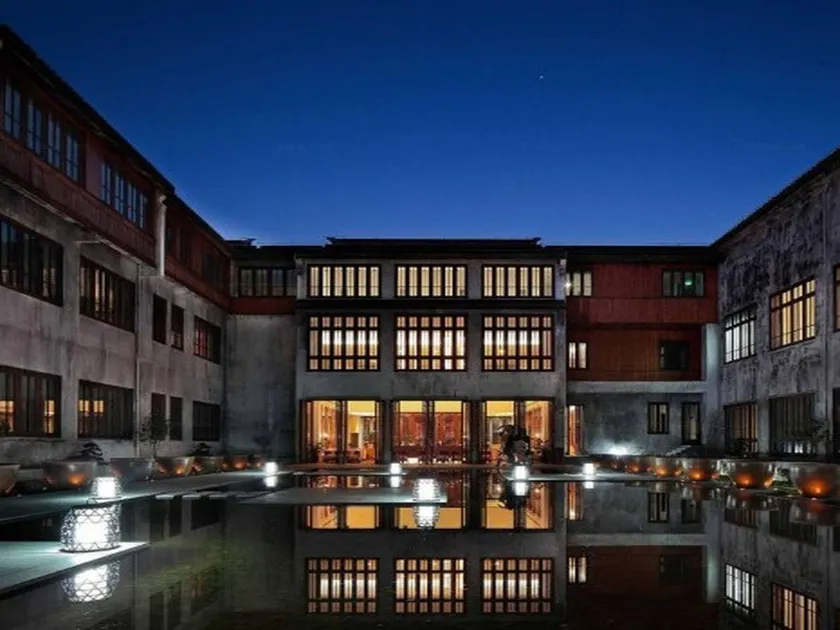 Jiaxing Yuehe Hotel - Image 1