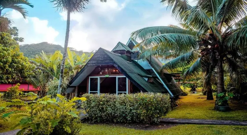 RAIATEA - Utuafare Hamoa - Image 1