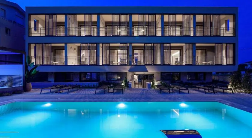 ANASSA BUTIK LIVING NIKITI - Image 1