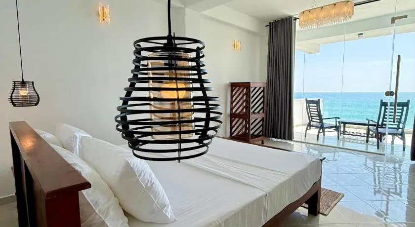 Moringa Beach - Image 1