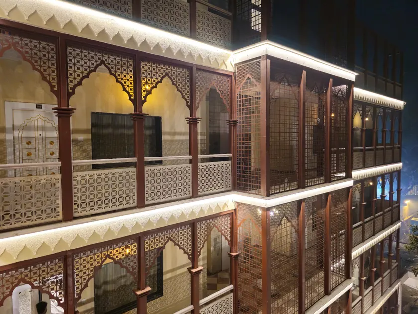 Aam Bagh Banaras - Image 1