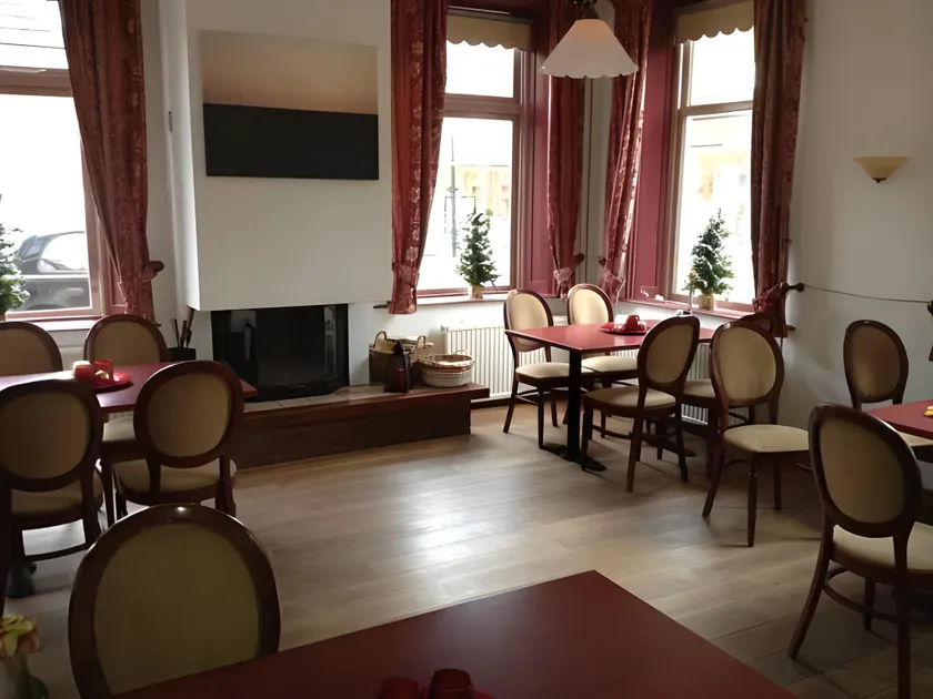 Hotel het Gemeentehuis Uithuizen - Image 1