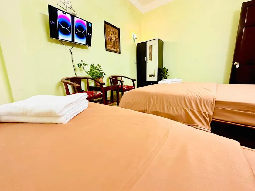Guest House Phú Xuân - Image 1