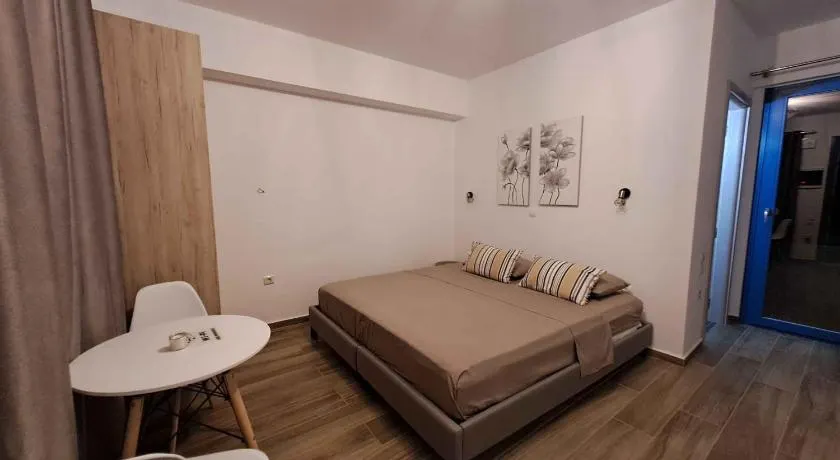 Mare Calmo Apartments, Chios - Image 1