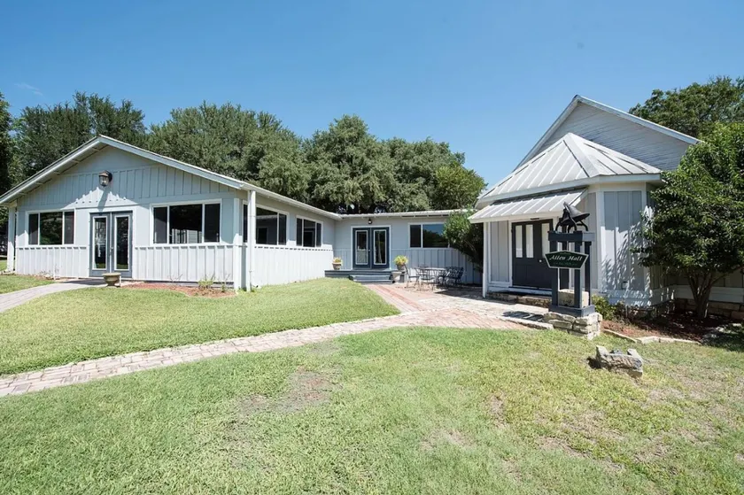 The Inn at Salado - Image 1